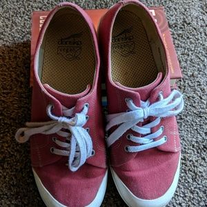 Womens Vegan Dansko